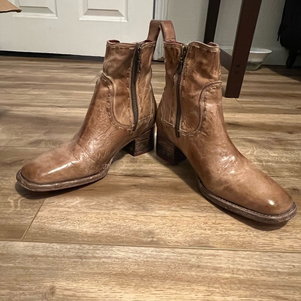 BED|STU Brown Ankle Boots with Distressed Leather and Side Zippers